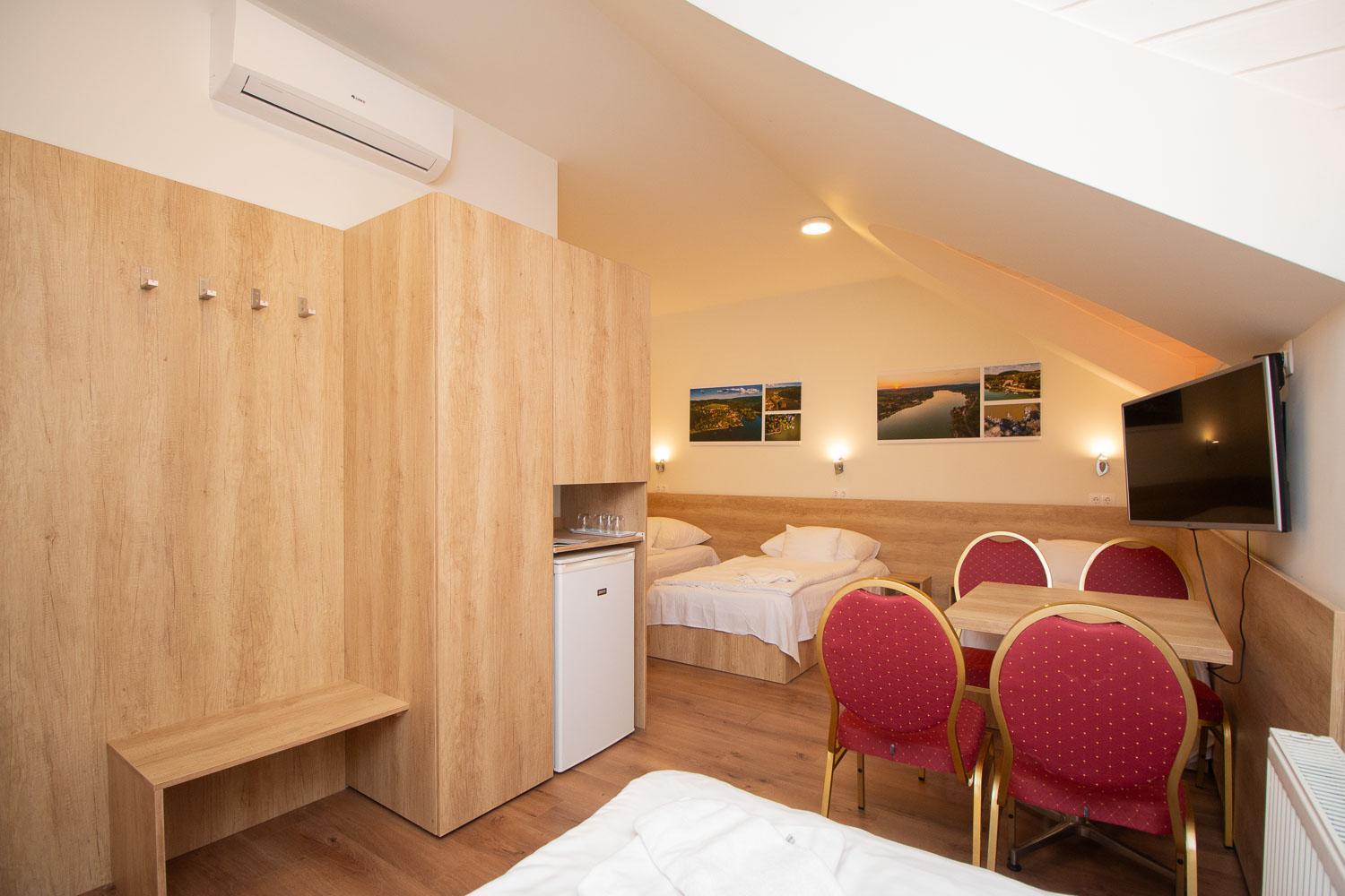 Laterum Motel Orfű Eksteriør billede